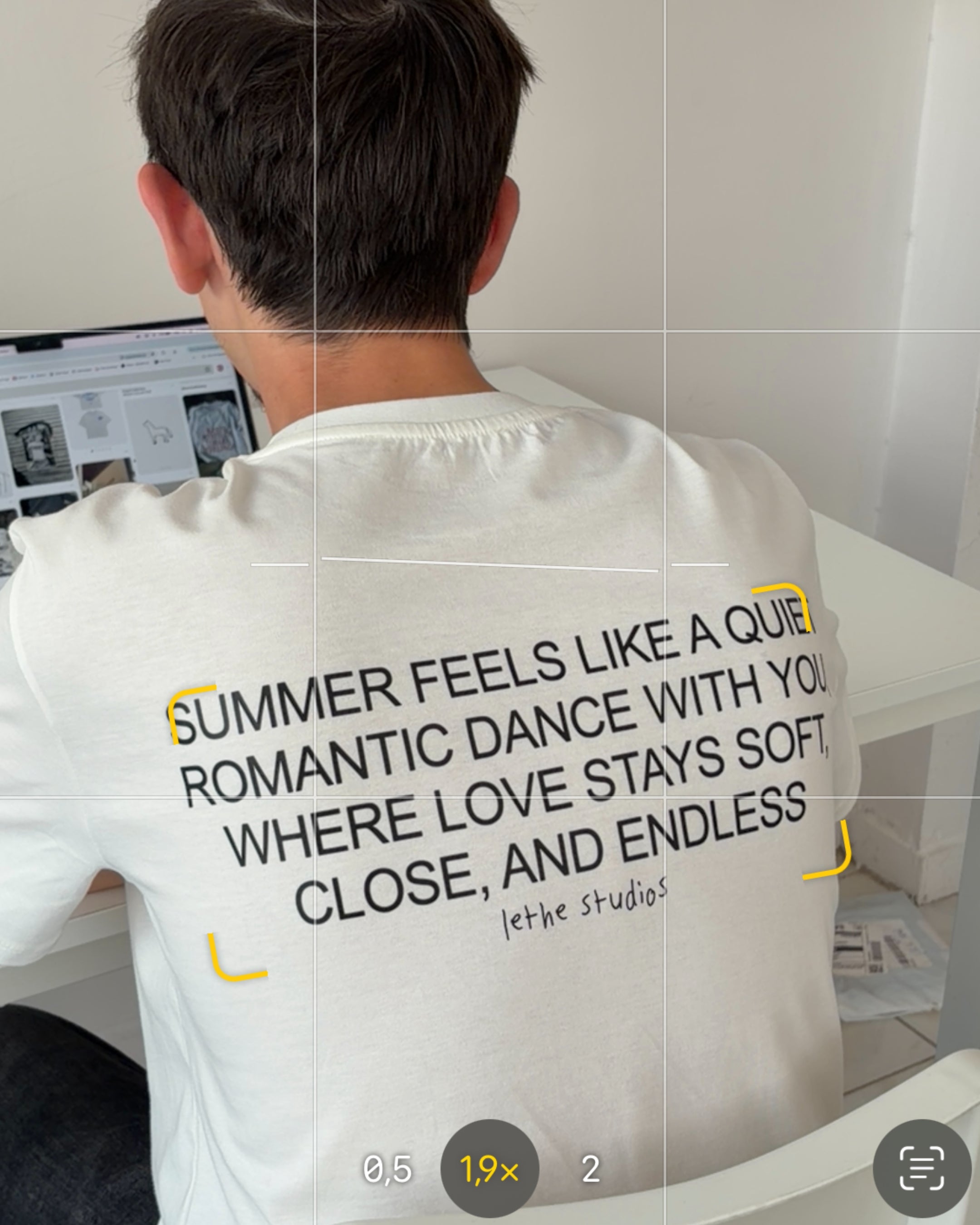 ROMANTIC DANCE T-SHIRT