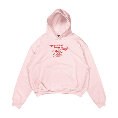 Aesthetic, aşk desenli, pinterest tarzı, günlük kullanıma uygun olarak pamuklu kumaştan üretilmiş oversize pembe renk hoodie.